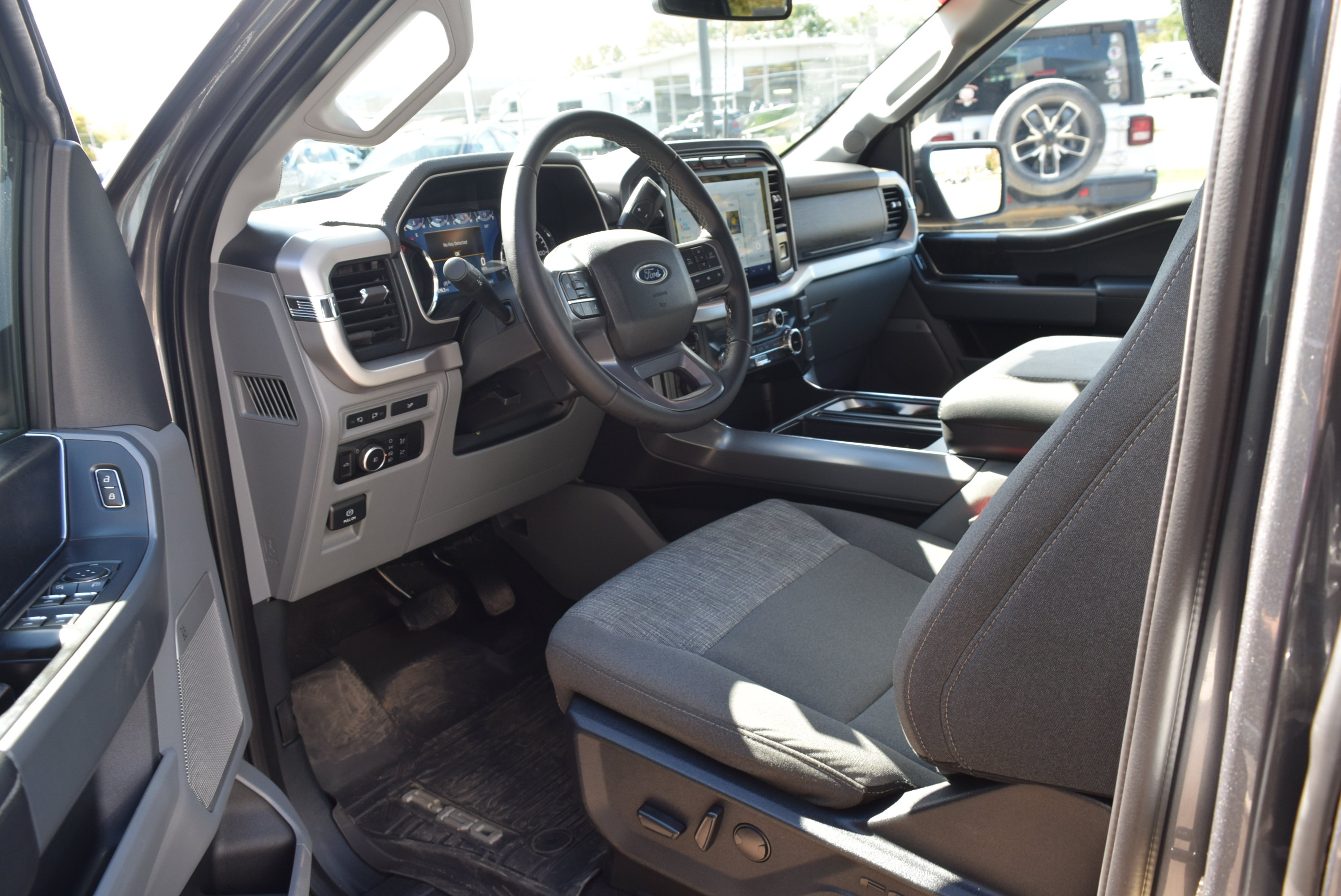 Used 2023 Ford F150 XLT w/ Equipment Group 302A High AWD/4WD image 9