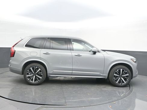 New 2026 Volvo XC90 B6 Core AWD/4WD image 8