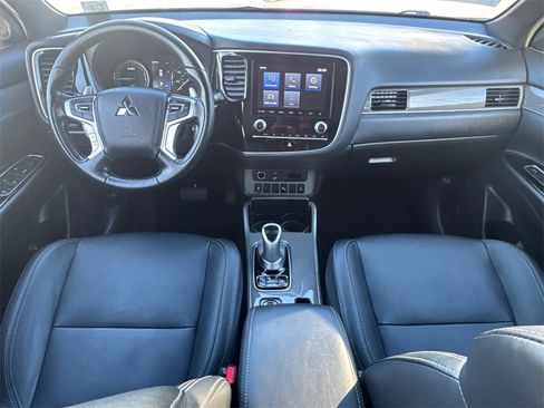 Used 2020 Mitsubishi Outlander SEL image 19