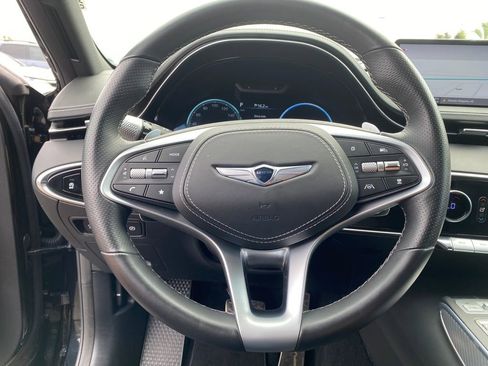 Used 2023 Genesis GV70 2.5T w/ Sport Prestige Package image 32