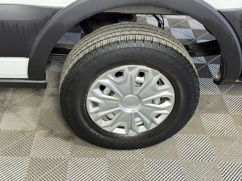 Used 2020 Ford Transit 250 Base image 8