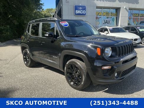 Used 2023 Jeep Renegade Altitude AWD/4WD image 7