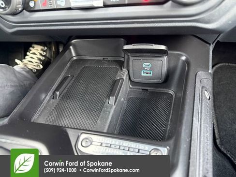 Used 2025 Ford Bronco Outer Banks image 32