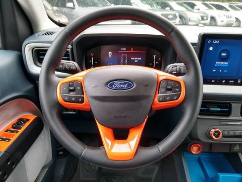 Used 2025 Ford Maverick XLT w/ XLT Luxury Package AWD/4WD image 11