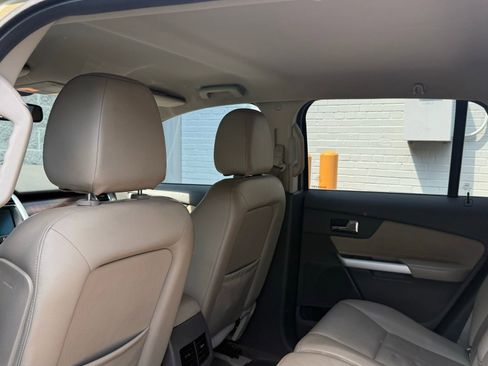 Used 2013 Ford Edge Limited w/ Driver Entry Pkg FWD image 14