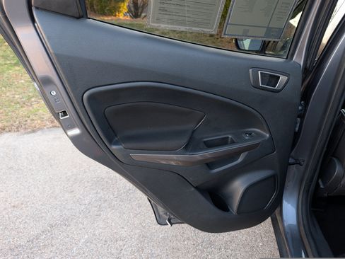 Used 2019 Ford EcoSport SE w/ Interior Protection Package image 31