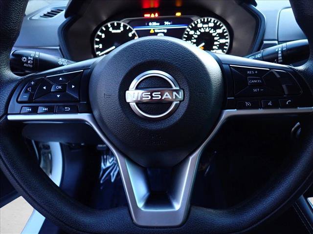 Used 2023 Nissan Altima 2.5 SV FWD image 14