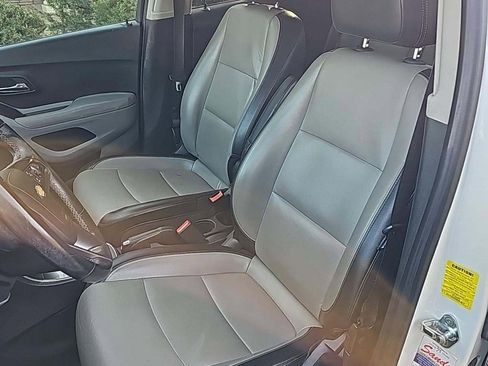 Used 2016 Chevrolet Trax LTZ w/ LPO, Cargo Package image 4