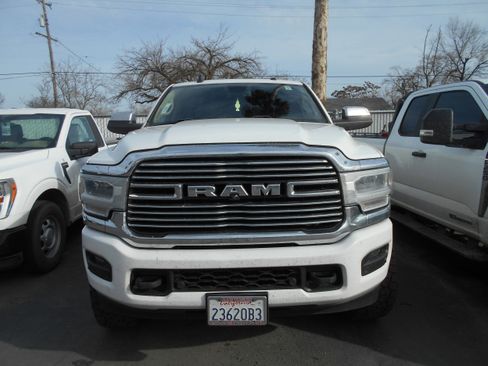 Used 2020 RAM 2500 Laramie image 2