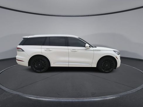 Used 2021 Lincoln Aviator Reserve w/ Equipment Group 208A RWD image 9