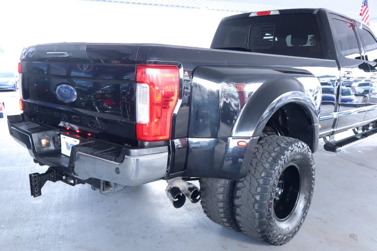 Used 2017 Ford F350 Lariat w/ Chrome Package AWD/4WD image 7
