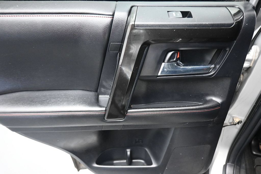 Used 2015 Toyota 4Runner Trail Premium AWD/4WD image 28