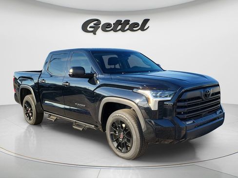 Used 2023 Toyota Tundra SR5 w/ SR5 Convenience Package image 2
