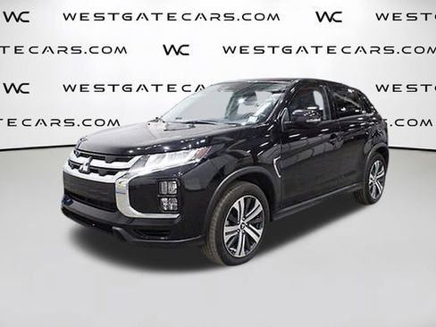 Used 2024 Mitsubishi Outlander Sport SE image 1