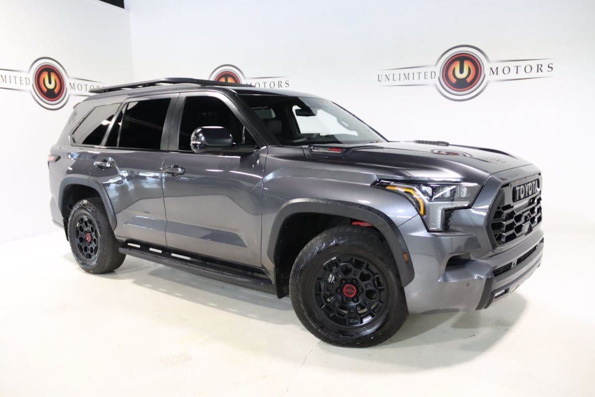 Used 2025 Toyota Sequoia TRD Pro AWD/4WD image 6