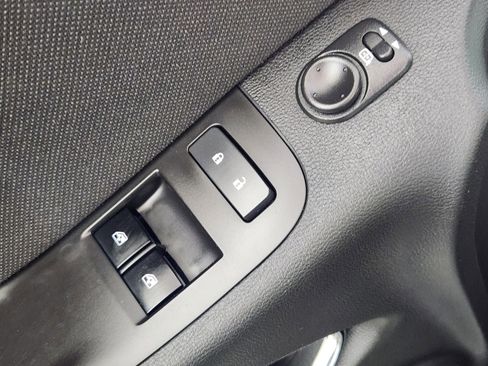 Used 2013 Chevrolet Camaro SS RWD image 18