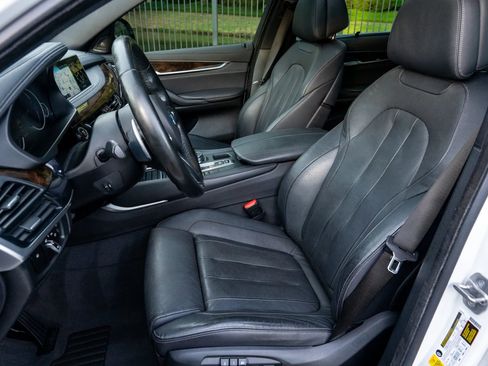Used 2017 BMW X6 sDrive35i image 13
