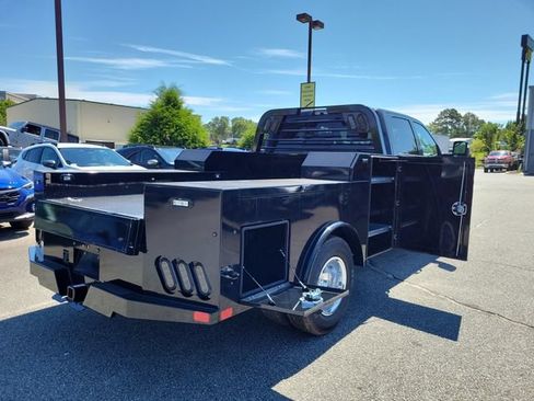 New 2026 RAM 3500 Tradesman AWD/4WD image 9