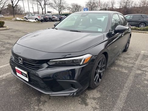 Used 2023 Honda Civic Sport image 4