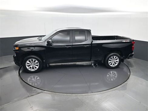 Used 2020 Chevrolet Silverado 1500 Custom image 20