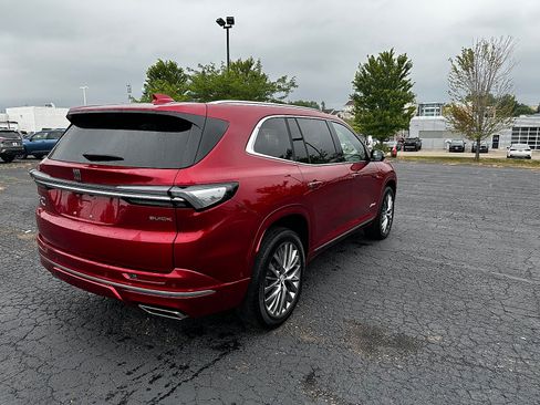 Used 2025 Buick Enclave Avenir w/ Super Cruise Package AWD/4WD image 3