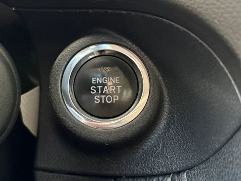 Used 2019 Subaru Forester Limited AWD/4WD image 26