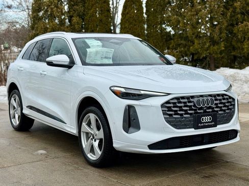 New 2025 Audi Q5 Premium Plus image 1