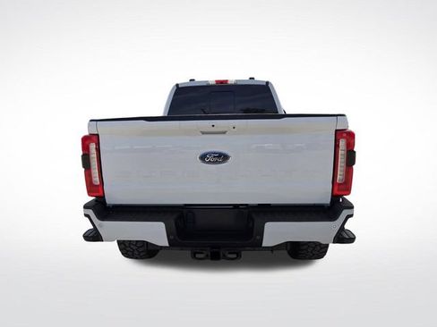 Used 2023 Ford F250 Lariat w/ Sport Appearance Package AWD/4WD image 8