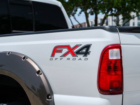 Used 2015 Ford F250 King Ranch w/ FX4 Off-Road Package AWD/4WD image 30