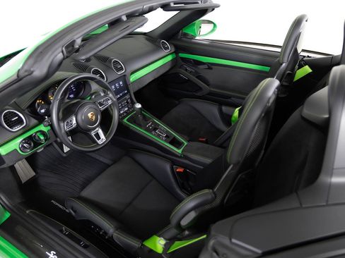 Used 2023 Porsche 718 Boxster Spyder image 28