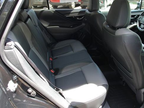 Used 2024 Subaru Outback Onyx Edition AWD/4WD image 33