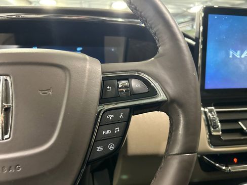 Certified 2022 Lincoln Navigator L Reserve AWD/4WD image 13