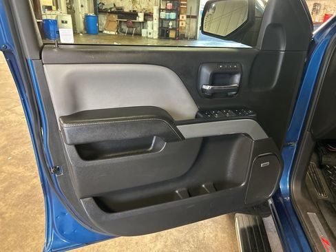 Used 2018 Chevrolet Silverado 1500 LTZ Z71 w/ LTZ Plus Package image 17