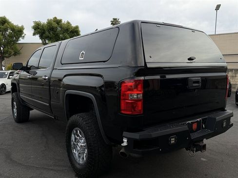 Used 2017 GMC Sierra 2500 SLT w/ Driver Alert Package AWD/4WD image 13