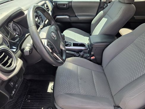 Used 2021 Toyota Tacoma SR5 image 11