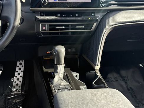 Certified 2025 Toyota Camry SE FWD image 17