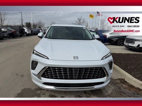 New 2026 Buick Envision Avenir image 3