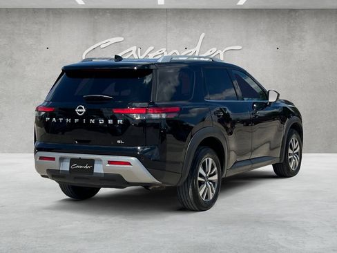 Certified 2025 Nissan Pathfinder SL FWD image 16