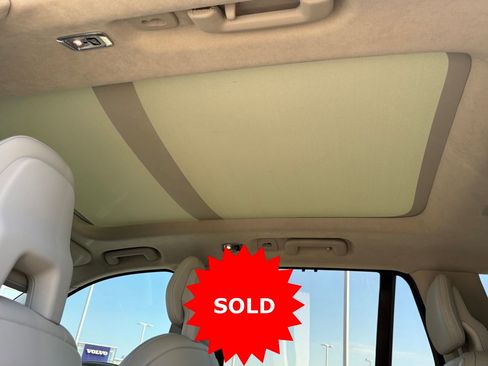 Used 2022 Volvo XC90 T6 Inscription w/ Lounge Package image 36