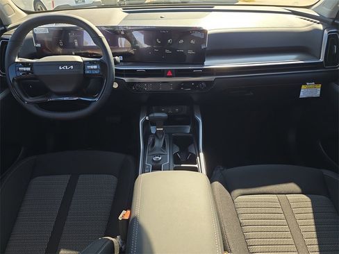 New 2026 Kia Sorento LX image 14