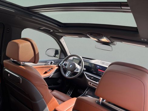 Used 2025 BMW X5 M60i image 30