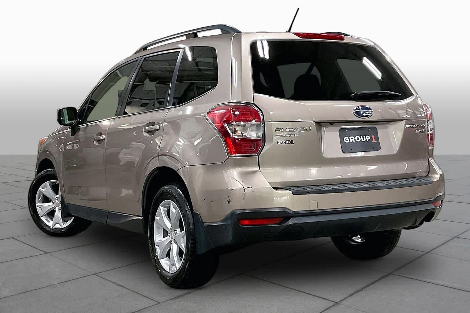 Used 2015 Subaru Forester 2.5i Premium AWD/4WD image 11
