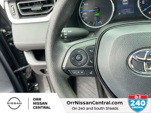 Used 2022 Toyota RAV4 LE AWD/4WD image 19