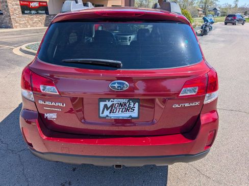Used 2012 Subaru Outback 2.5i Premium AWD/4WD image 8