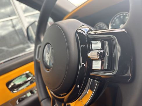 Used 2024 Rolls-Royce Cullinan w/ Interior Detailing Package image 47