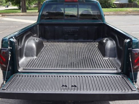 Used 1998 Dodge Dakota Sport AWD/4WD image 14