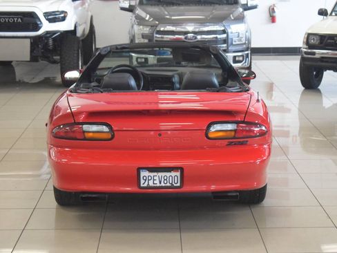 Used 2002 Chevrolet Camaro Z28 RWD image 29