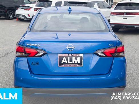 Used 2024 Nissan Versa SV FWD image 6