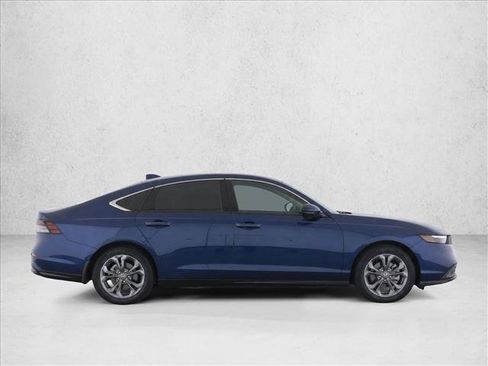 Used 2023 Honda Accord EX-L image 8