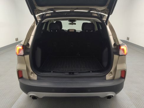 Used 2021 Ford Escape SEL w/ Technology Package image 29